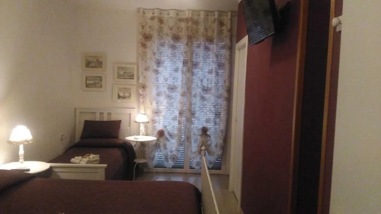 B&B San Vitale Bologna 2*,